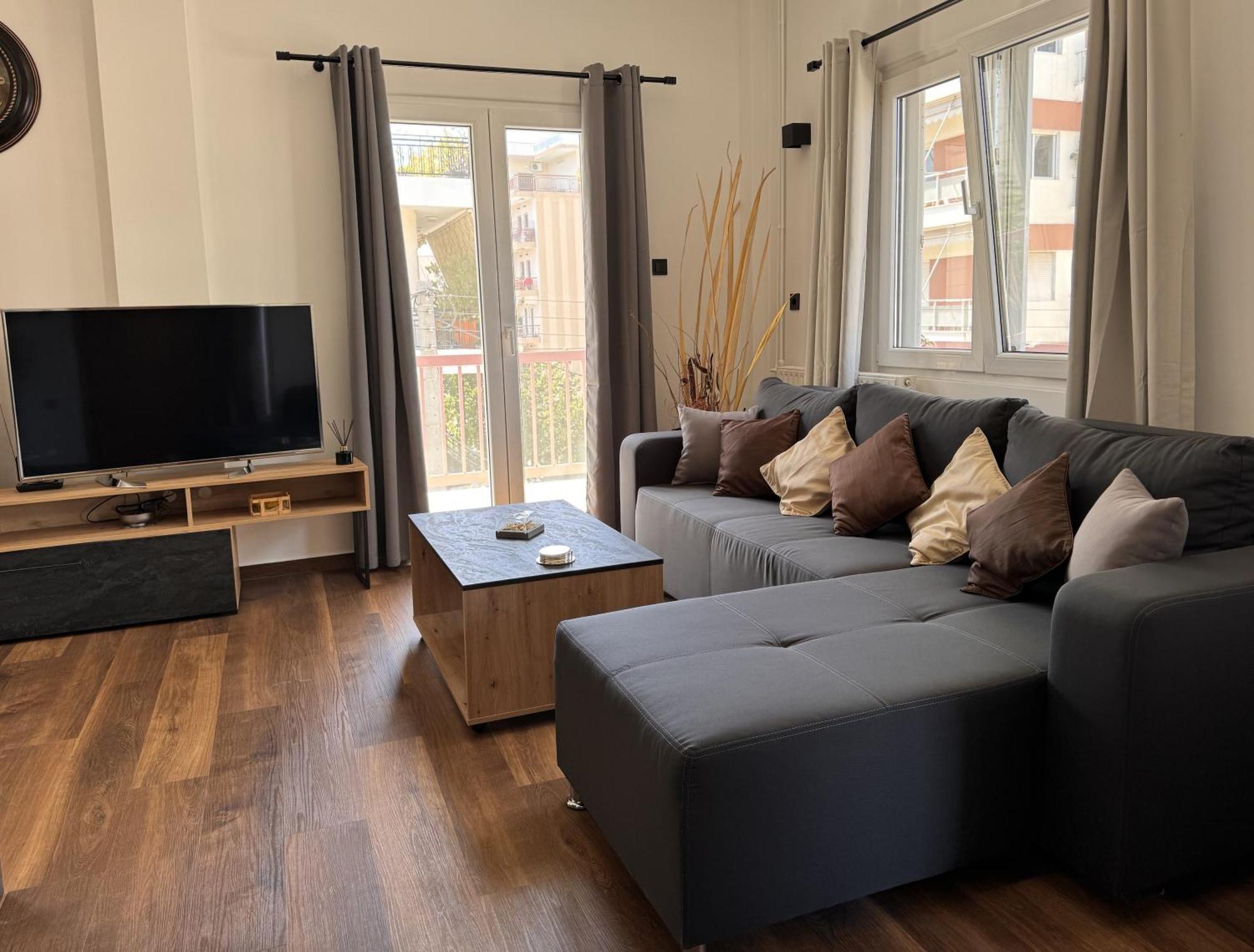 Navaro Apartments 帕特雷 外观 照片