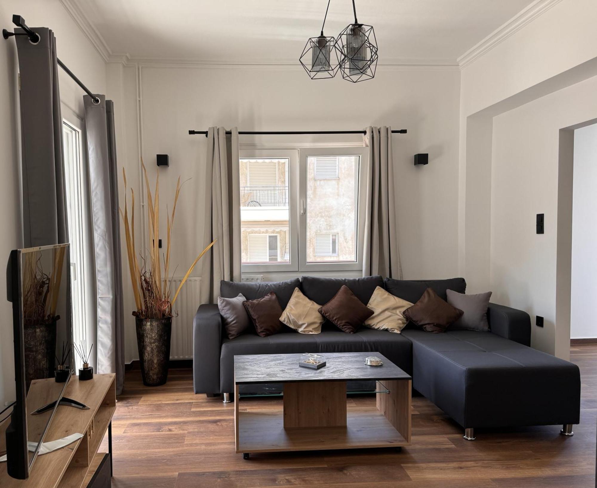 Navaro Apartments 帕特雷 外观 照片